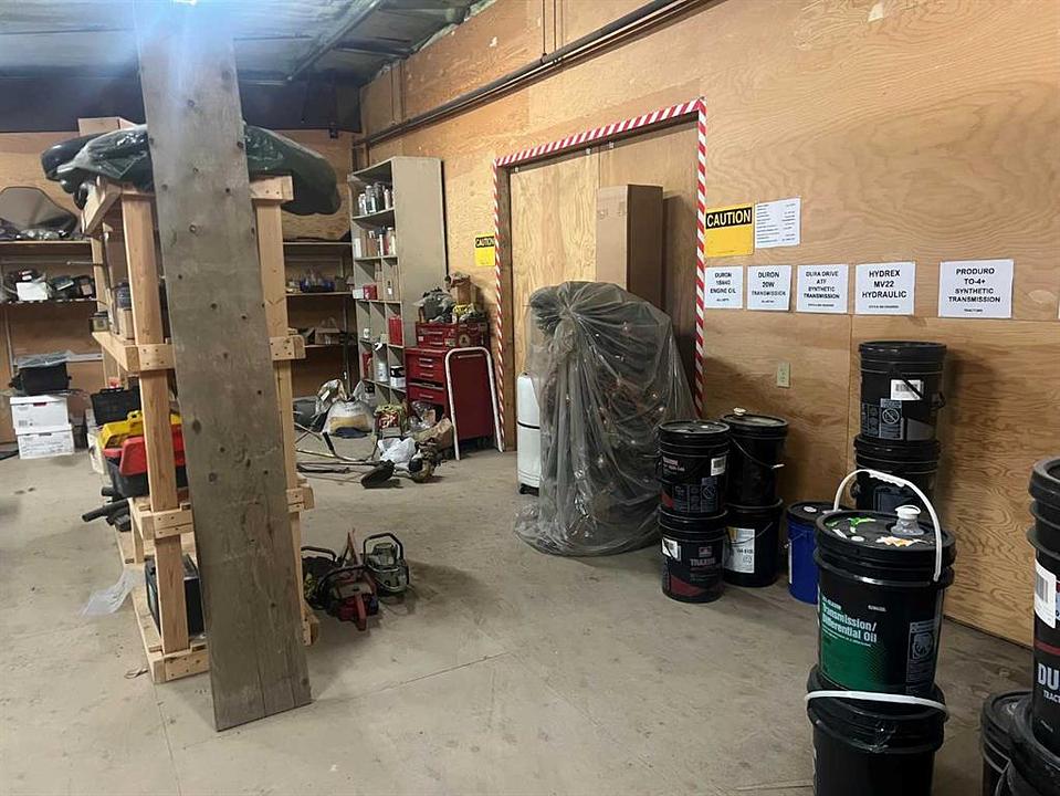 201 1 Street, Fox Creek, AB