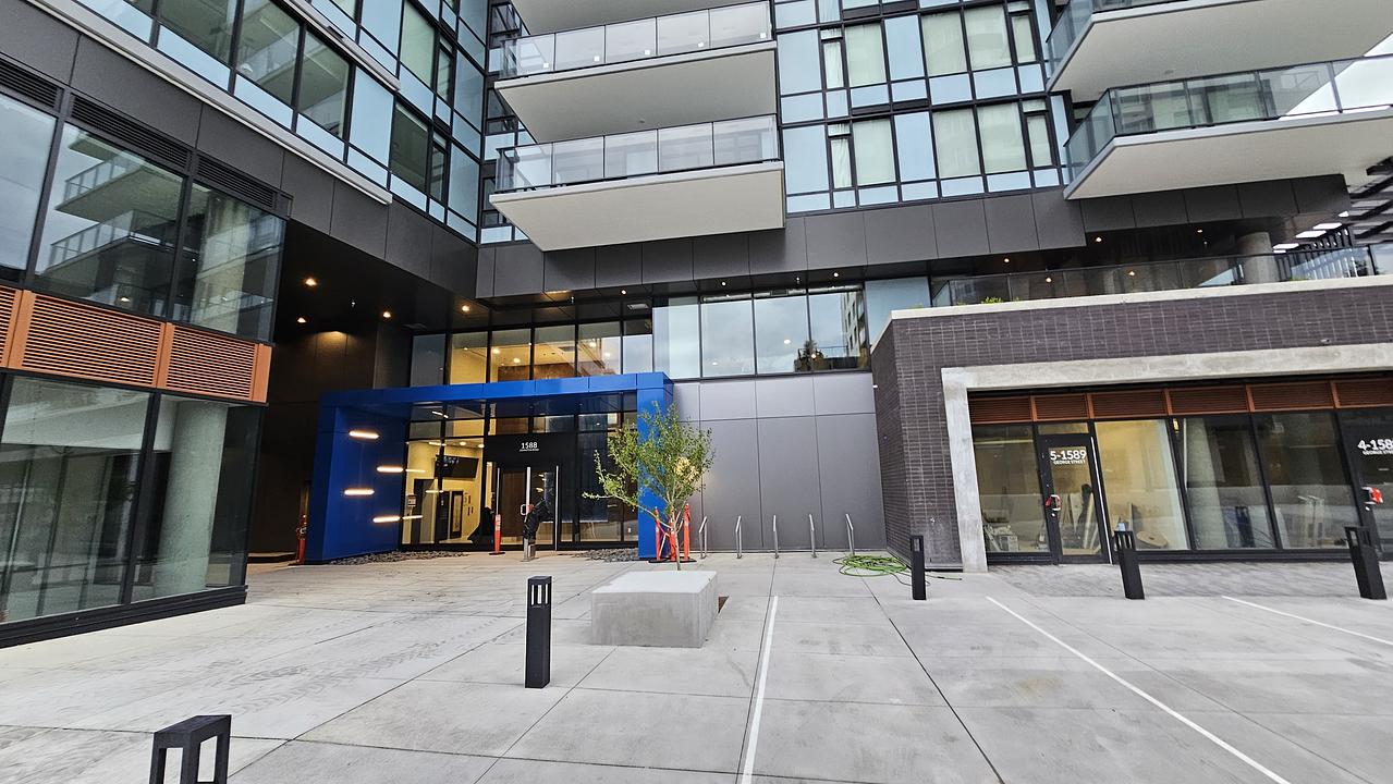 201 - 1588 Johnston Rd, White Rock, BC