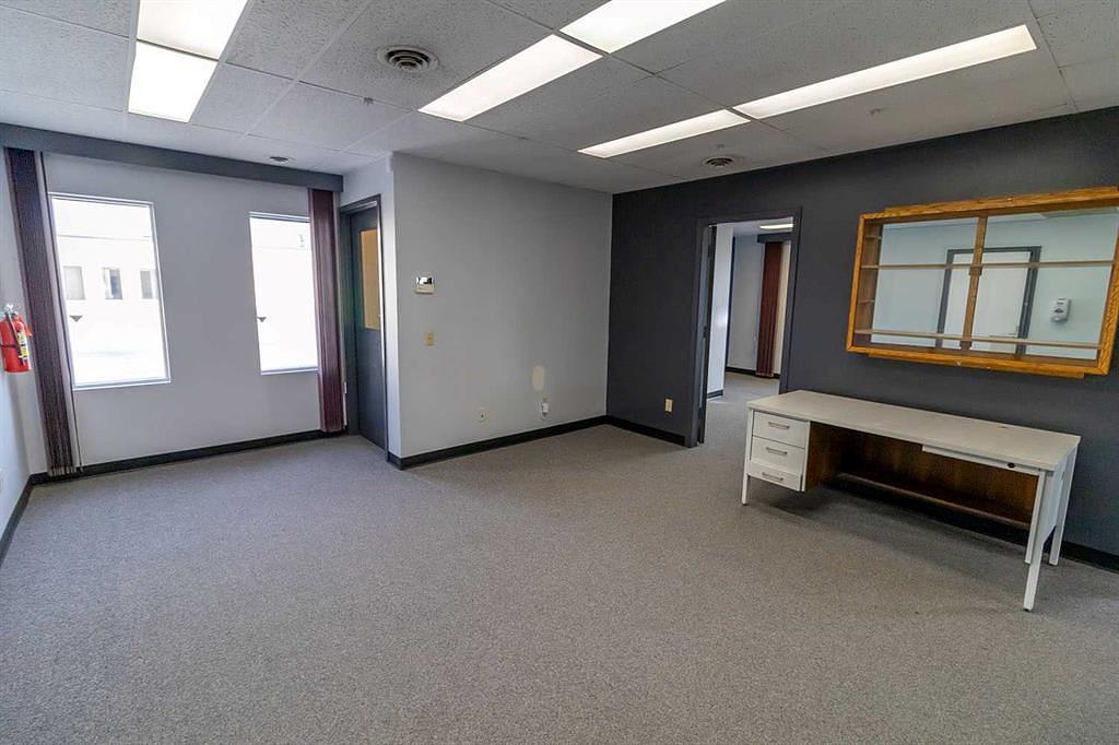 2182 39 Avenue Northeast, Calgary, AB