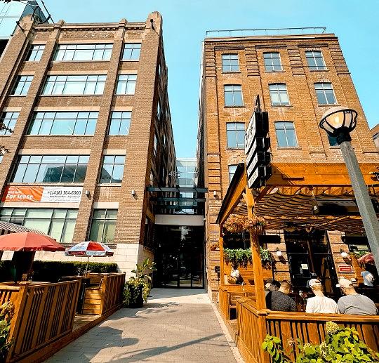488 Wellington Street West, Toronto, ON