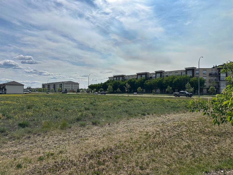 10103 124 Avenue, Grande Prairie, AB