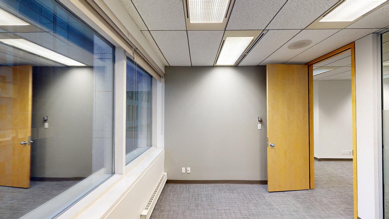 600 - 999 Boulevard De Maisonneuve Ouest, Montreal, QC