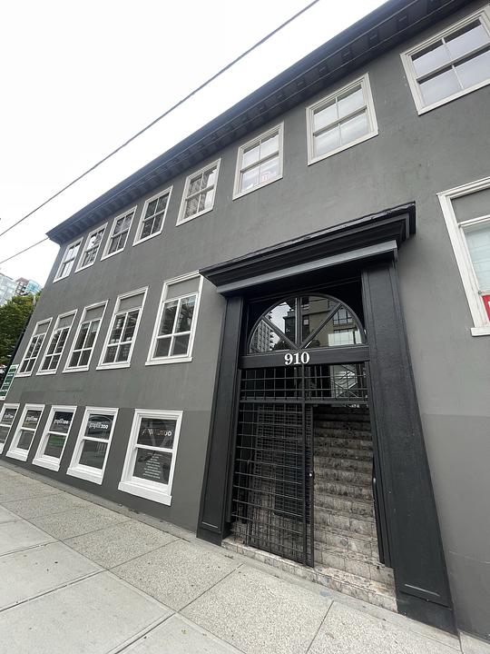 202 - 910 Richards Street, Vancouver, BC