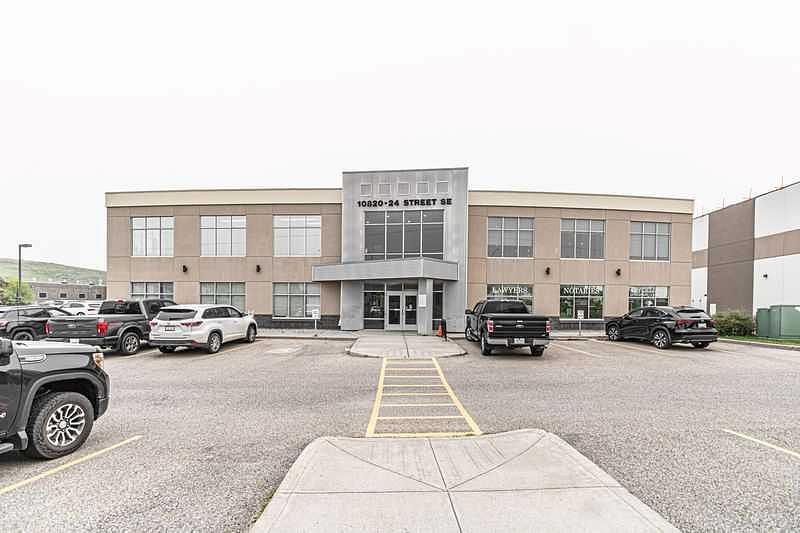 10820 24 Street Southeast, Calgary, AB