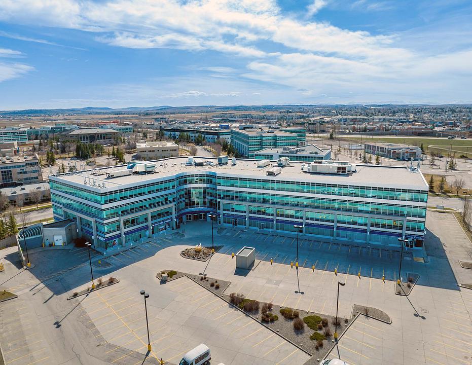 South Calgary Executive Centre - 23 Sunpark Drive Southeast, Calgary, AB