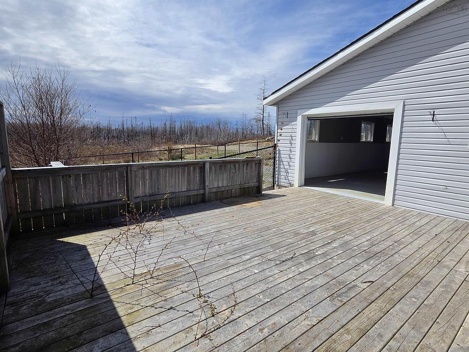 128 Beach Road, Shelburne, NS