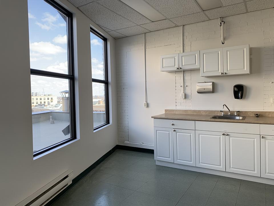 9th floor - 191 Lombard Ave, Winnipeg, MB