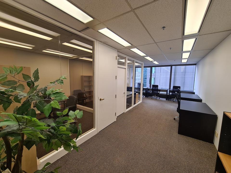 750-IND - 700 West Pender Street, Vancouver, BC