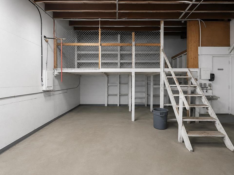 12205 Industrial, Surrey, BC