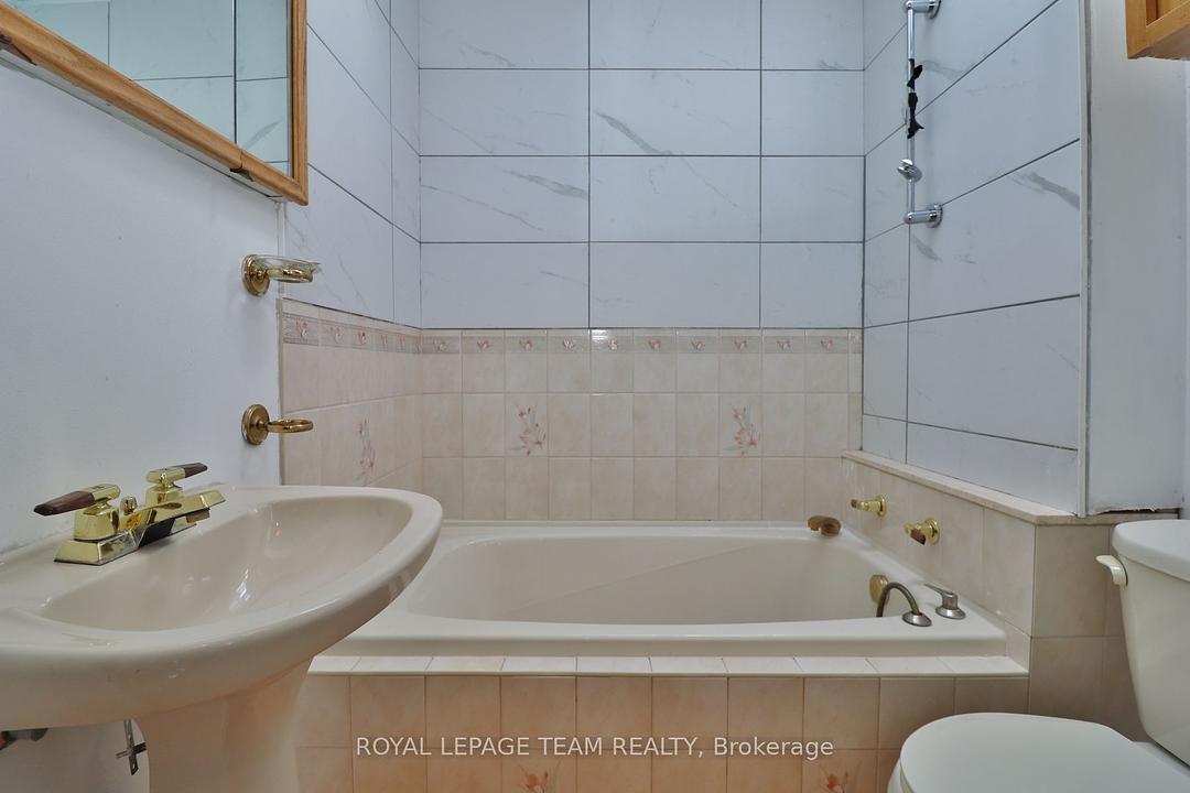 438 Parkdale Avenue, Ottawa, ON