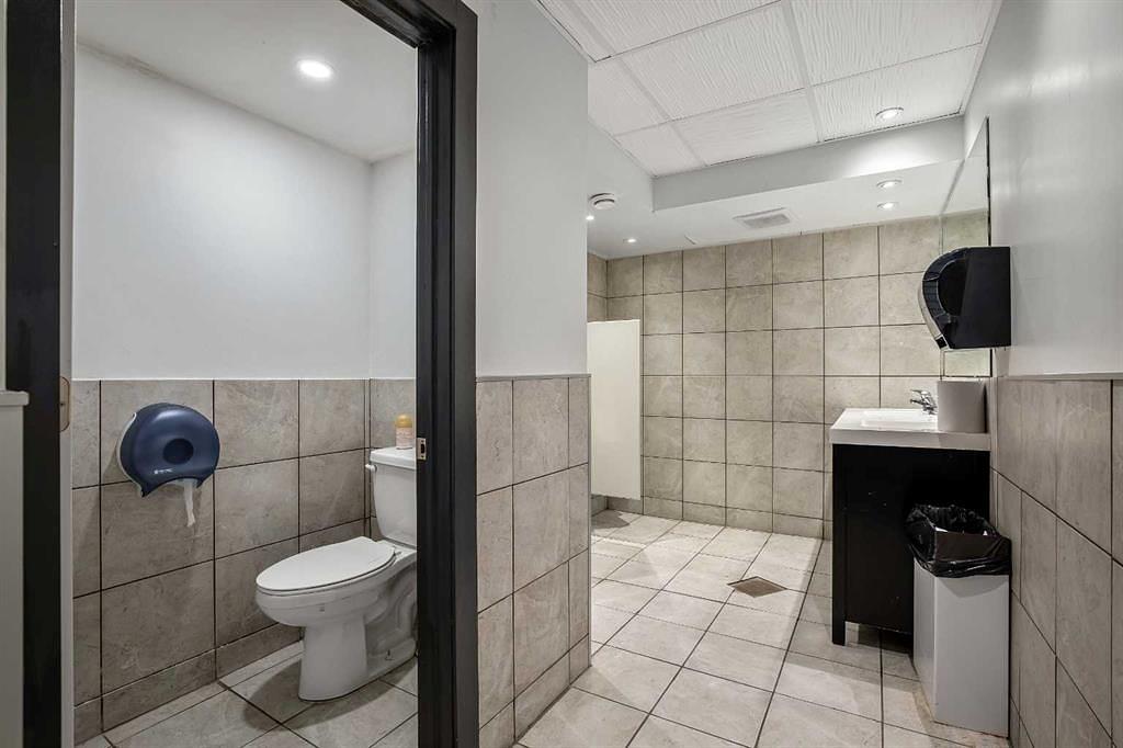 1405 8 Avenue Southeast, Calgary, AB