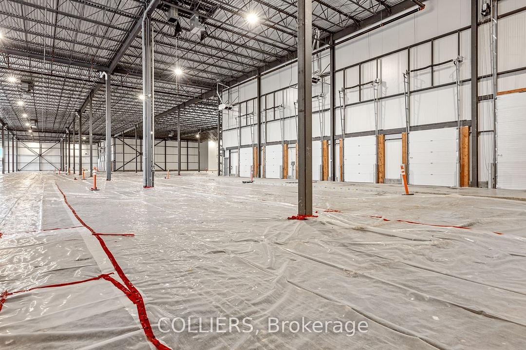 130 Warehouse Street, Russell, ON