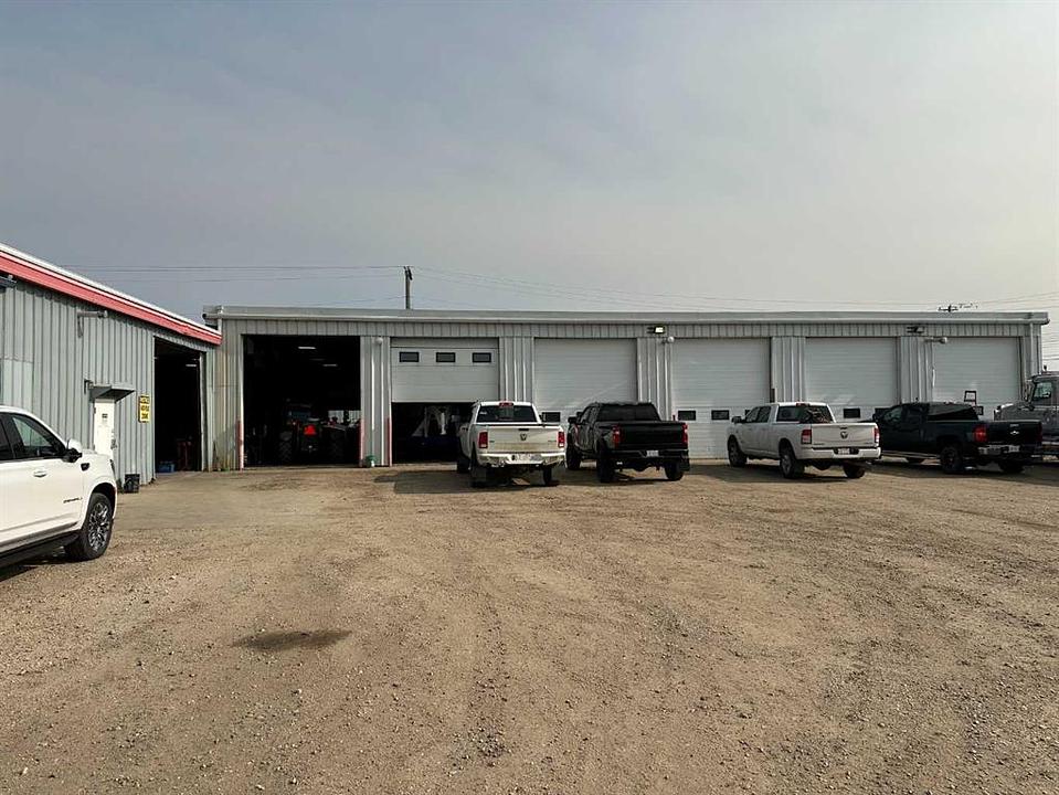 11101 97 Avenue, Grande Prairie, AB