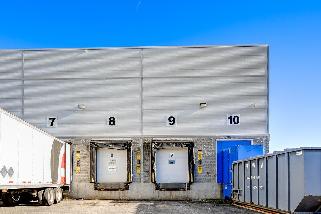 9393 Metropolitain Boulevard E., Montreal, QC