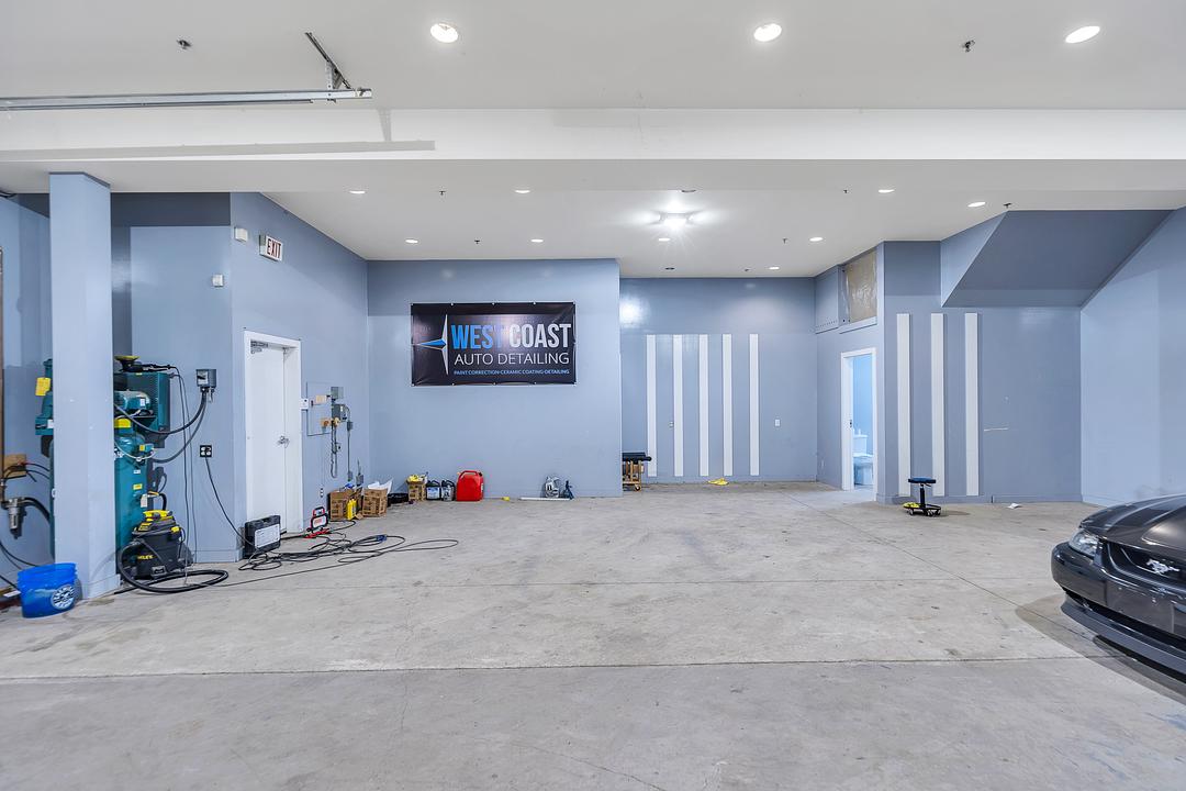 111 & 112 - 19289 Langley Bypass, Surrey, BC
