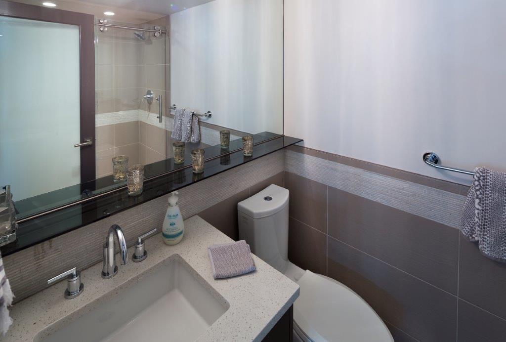 1032  - 1032 Pacific Blvd, Vancouver, BC