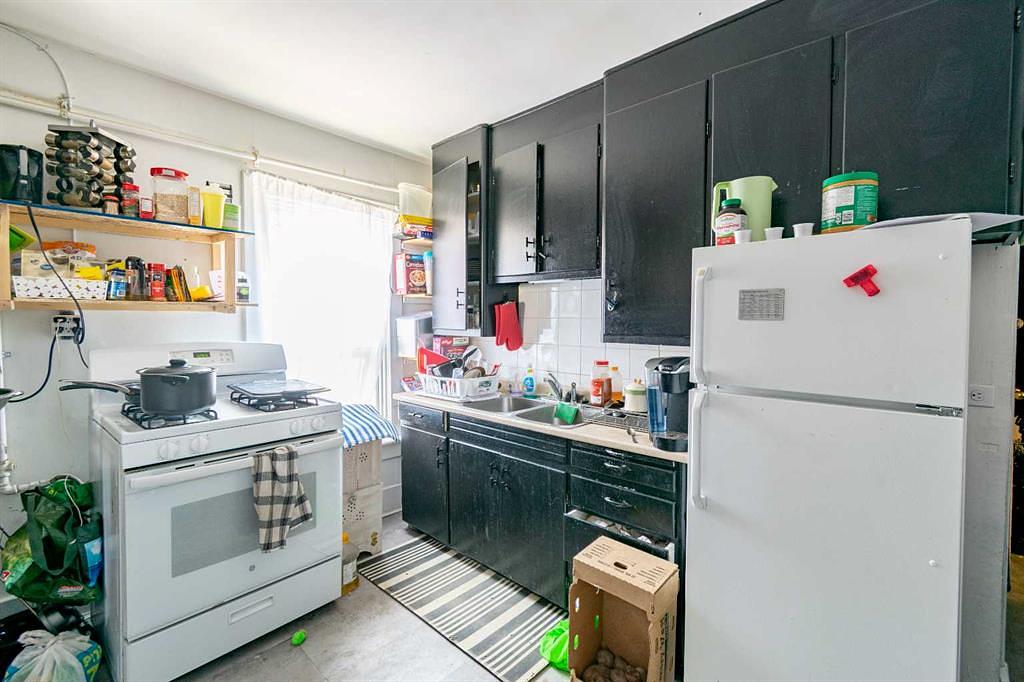 5007 50 Avenue, Stettler, AB