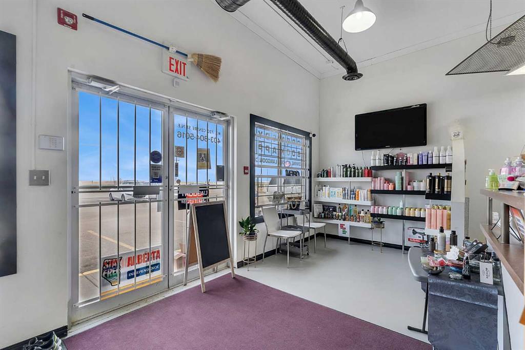 3 - 720 Centre Street North, Langdon, AB