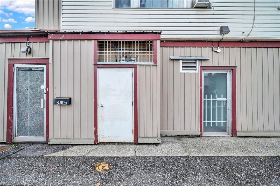 2518 Clearbrook Road, Abbotsford, BC