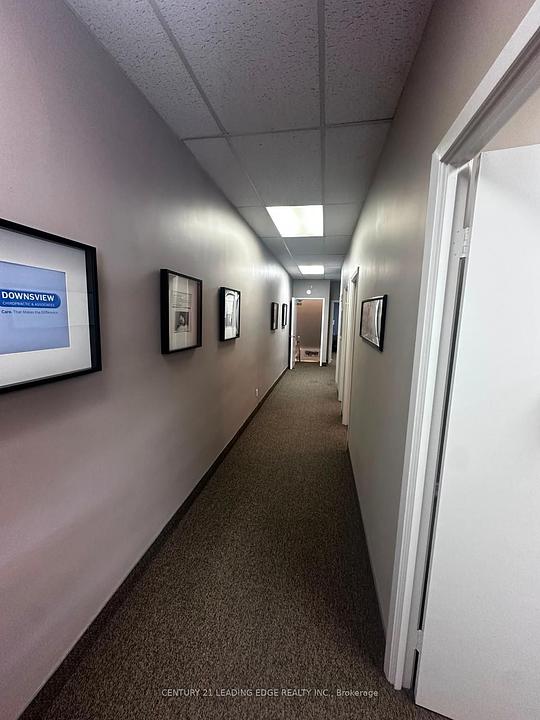 552 Sheppard Avenue West, Toronto, ON