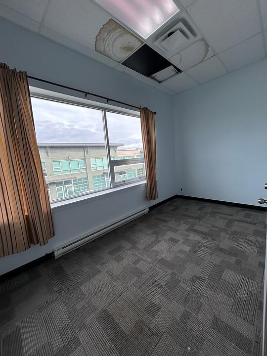 2215 - 11980 Hammersmith Way, Richmond, BC