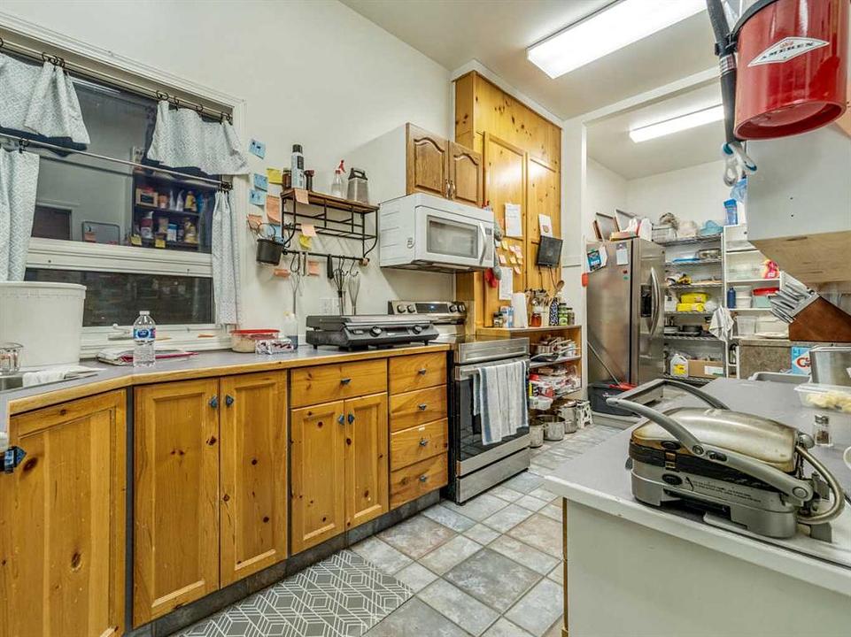 19 Broadway Street North, Raymond, AB