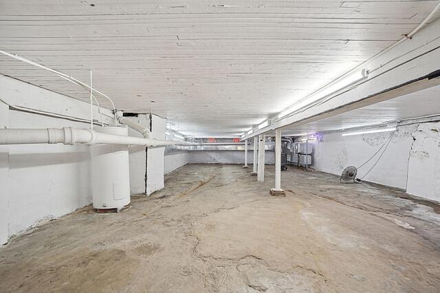 7585 Rue Saint-Hubert, Montréal, QC