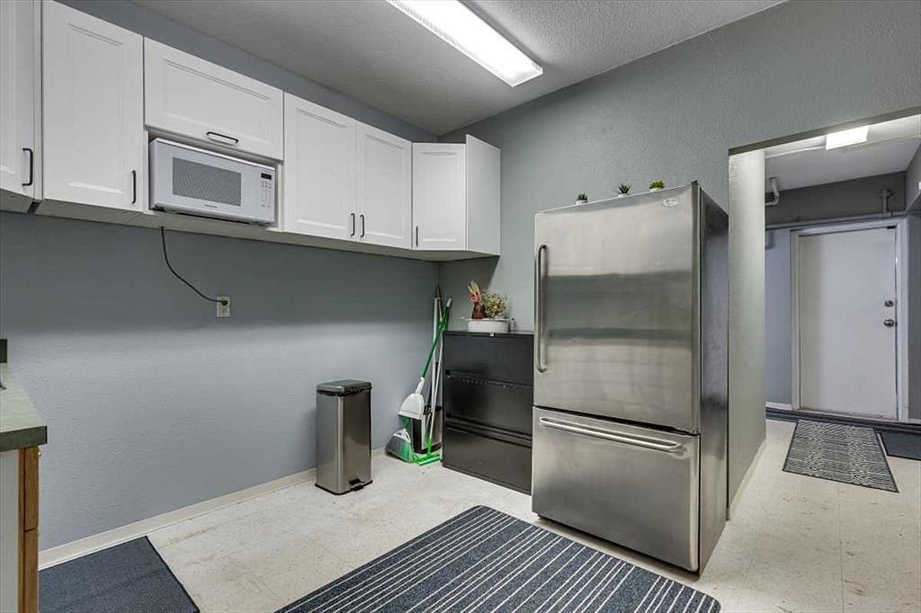 5023 51 Avenue, Ponoka, AB