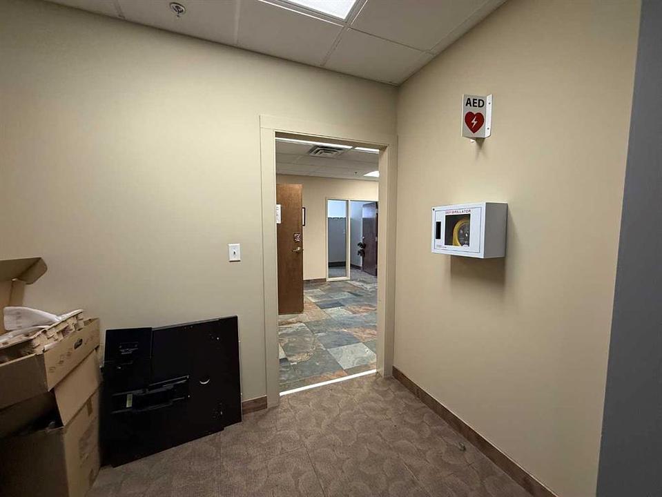 220 - 52 Gateway Drive Northeast, Airdrie, AB