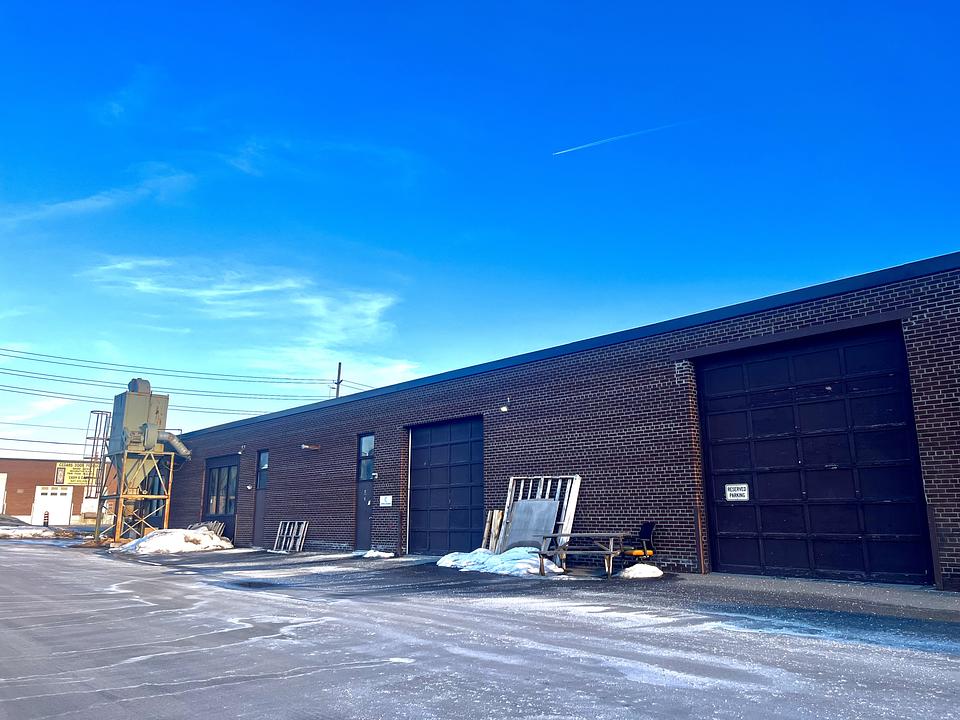 Unit 1 - 350 Oakdale Road, Toronto, ON