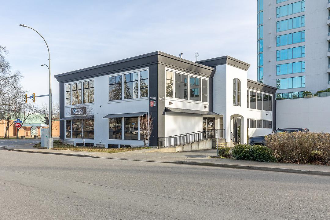 202 - 32310 South Fraser Way, Abbotsford, BC