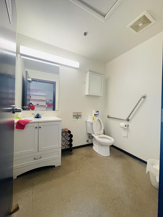 1542 Rand Ave, Vancouver, BC