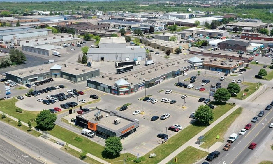 12 - 1575 Upper Ottawa Street, Hamilton, ON