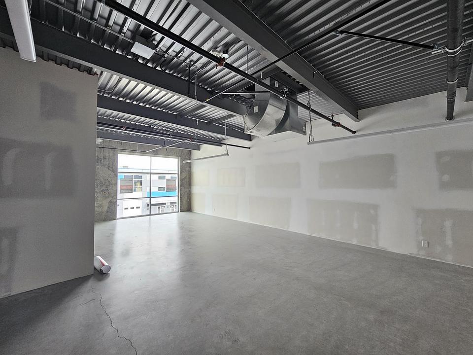 205 - 23251 Fraserwood Way, Richmond, BC