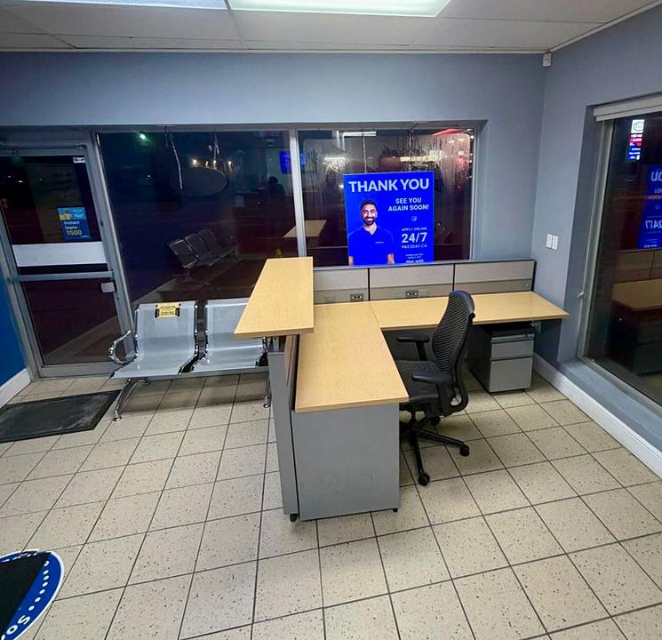 Pay2Day - 1544 Jane Street, Toronto, ON
