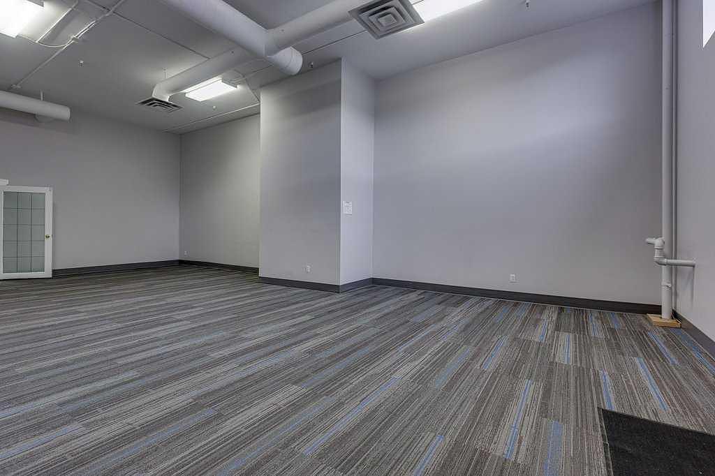 105 - 4807 50 Avenue, Red Deer, AB