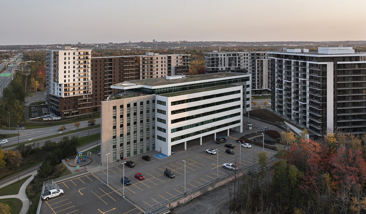 190-D - 2000 Boulevard Lebourgneuf, Québec, QC