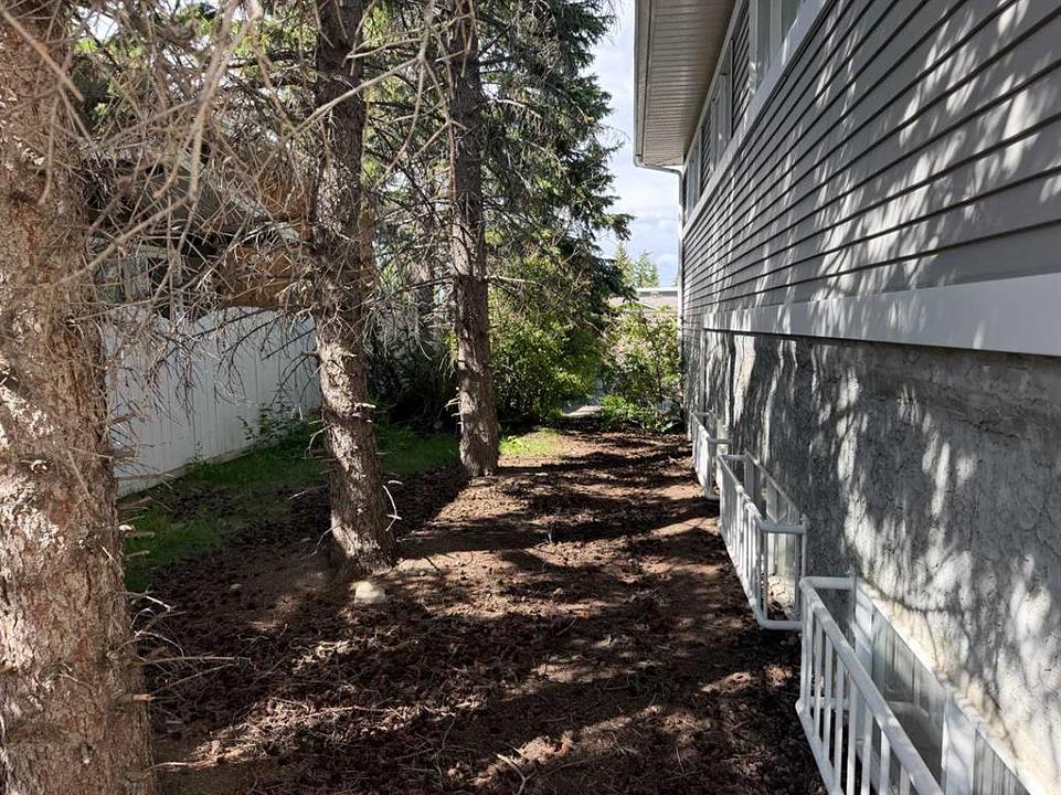 4131 Bow Trail Southwest, Calgary, AB