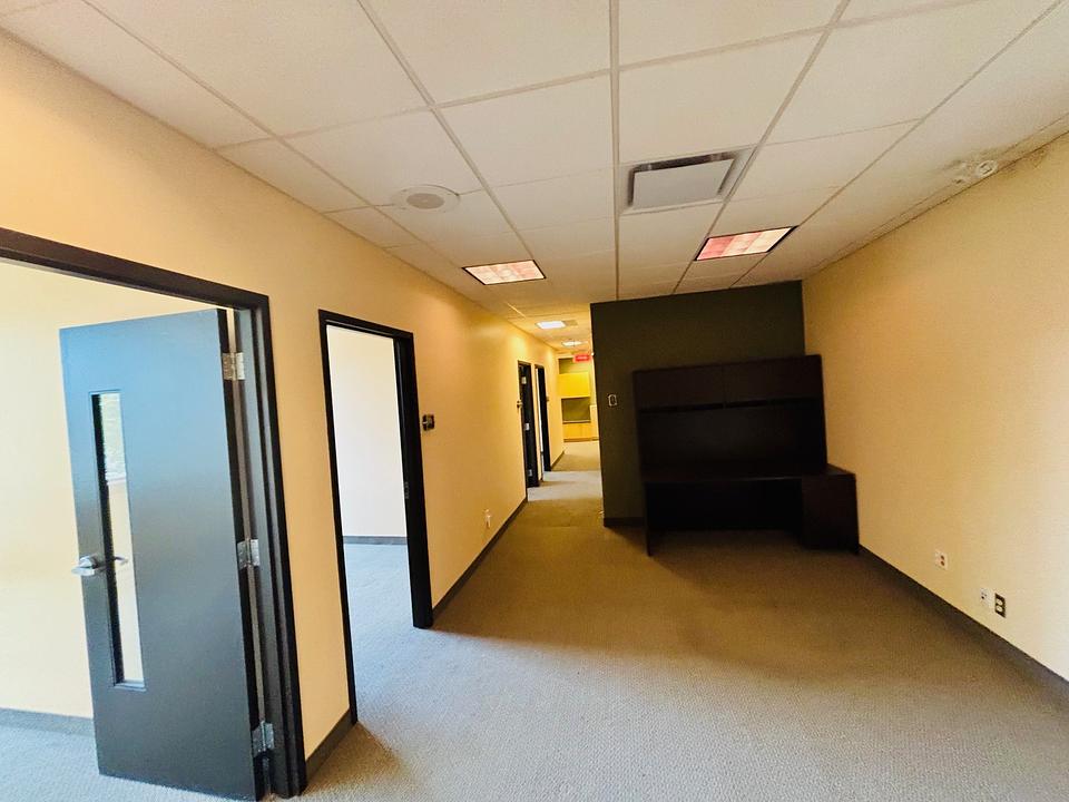 202 - 8129 Boulevard St-Michel, Montreal, QC