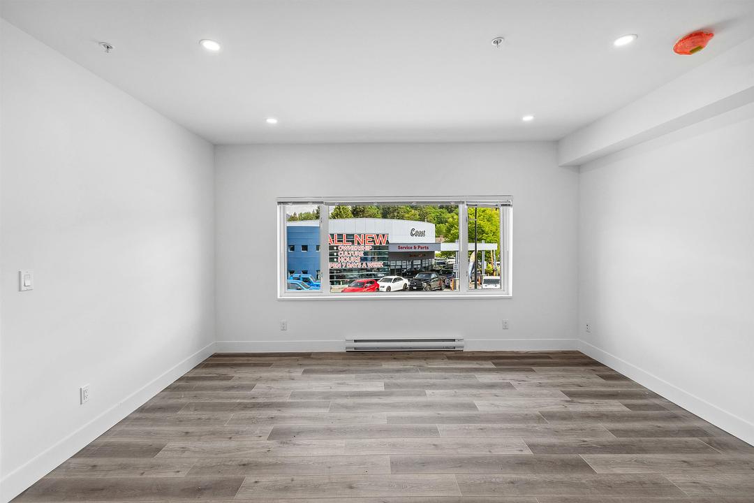 1635 Marine Drive, North Vancouver, BC