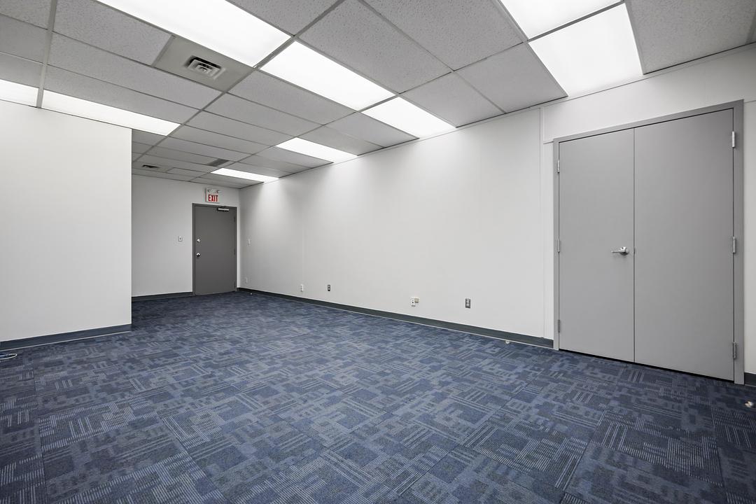 220 - 3016 19 Street Northeast, Calgary, AB
