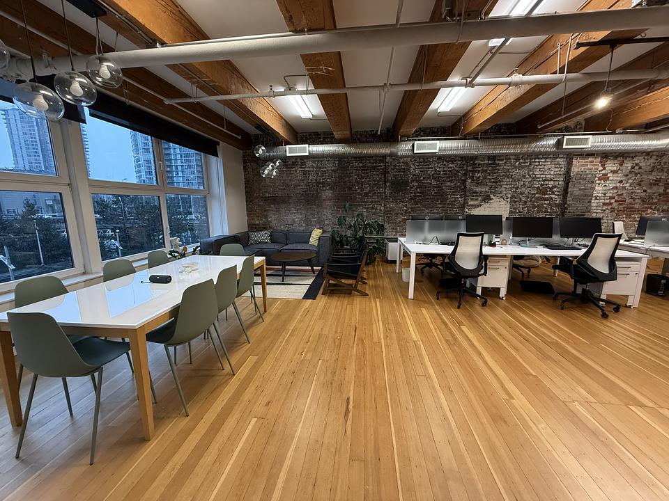 205 - 560 Beatty St, Vancouver, BC