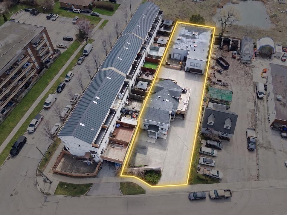 75 Jonesville Crescent, Toronto, ON