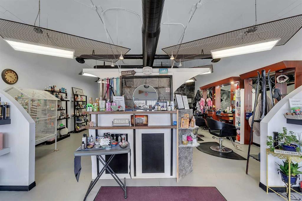 3 - 720 Centre Street North, Langdon, AB