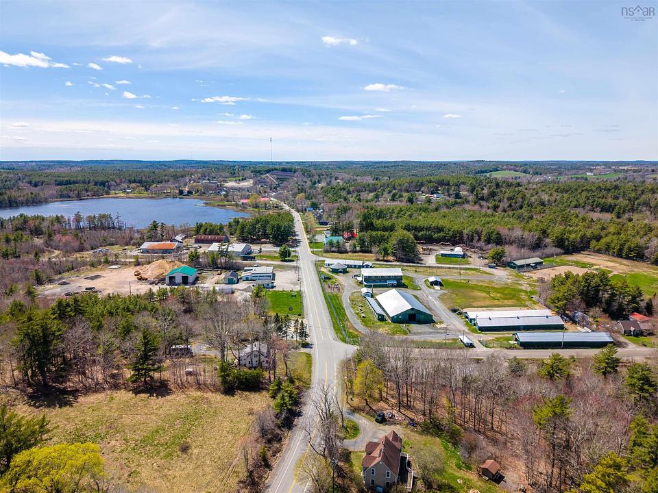 9645 Highway 8, Caledonia, NS