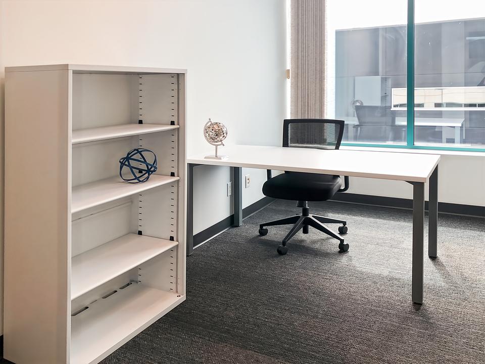 13353 Commerce Parkway, Richmond, BC