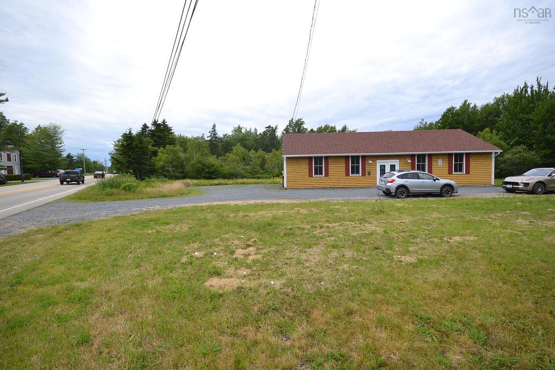 11210 + 11222 Highway 3, Centre, NS