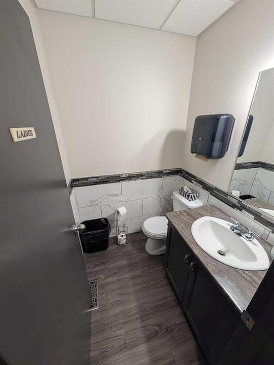 1811 Broadway Avenue East, Redcliff, AB