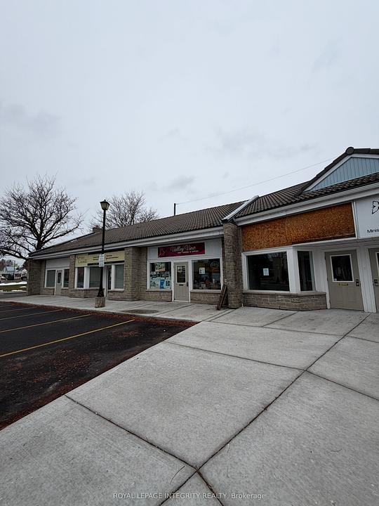 4 - 75 Elgin Street West, Arnprior, ON