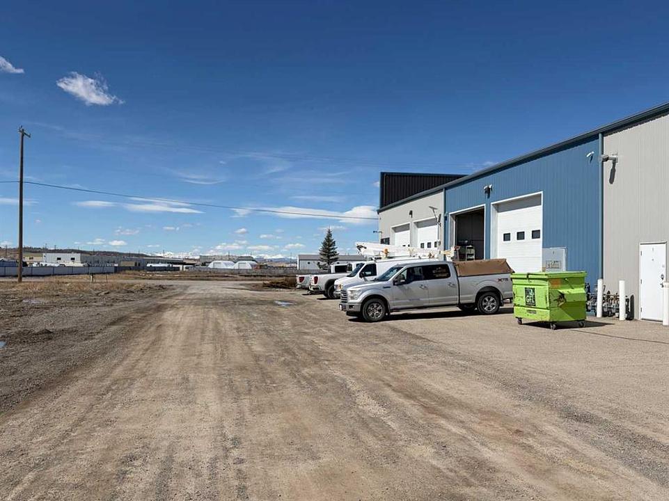 4 - 64146 393 Loop East, Foothills County, AB